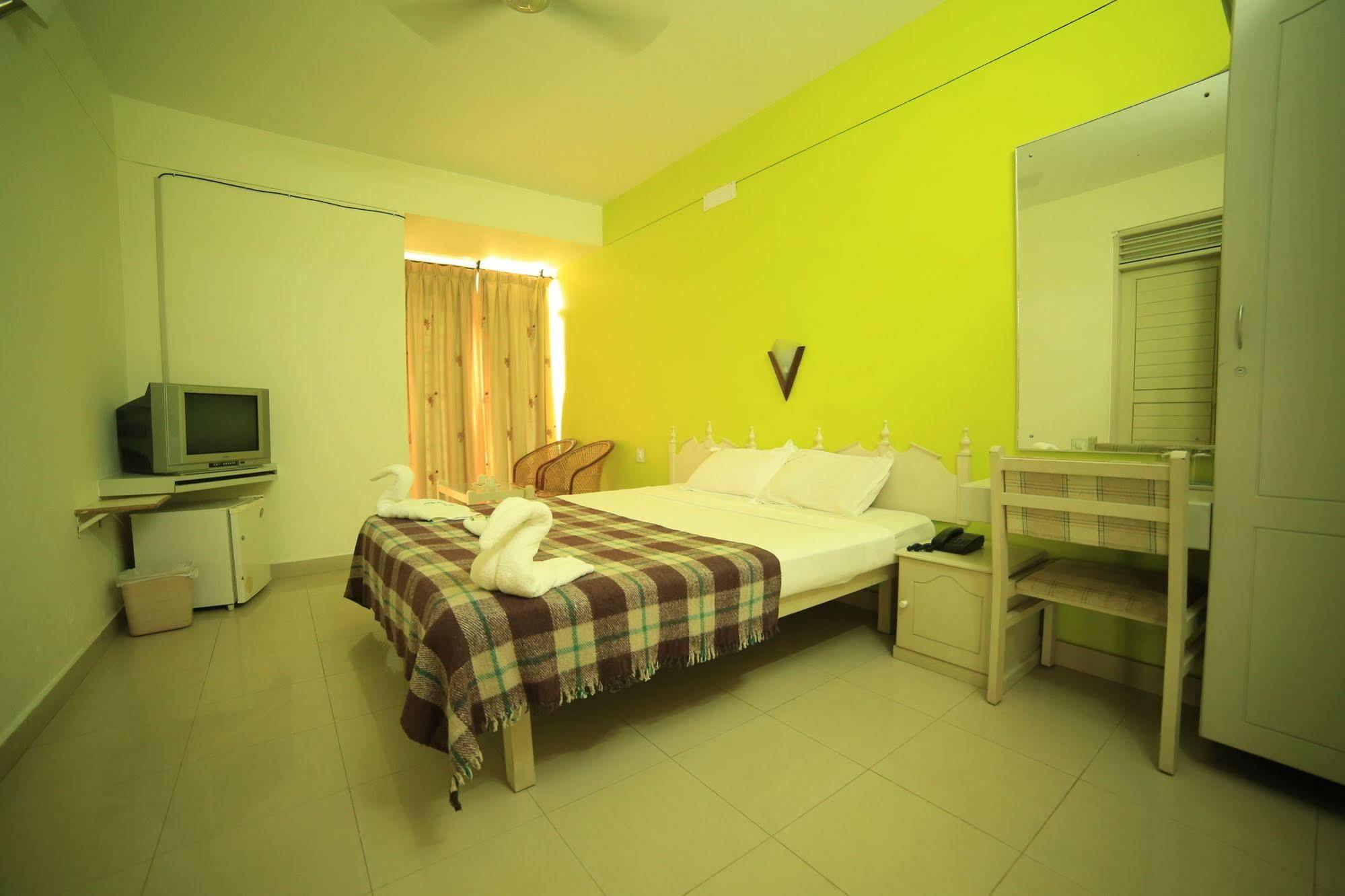 Ss Beach Resort Варкала Экстерьер фото